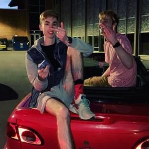 Meet your Posher, Caleb